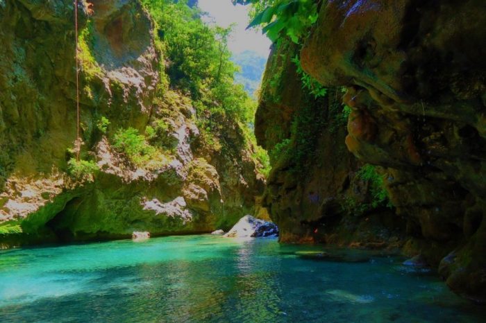 Puente de Dios, Cascadas Akchour y pueblos Bereberes